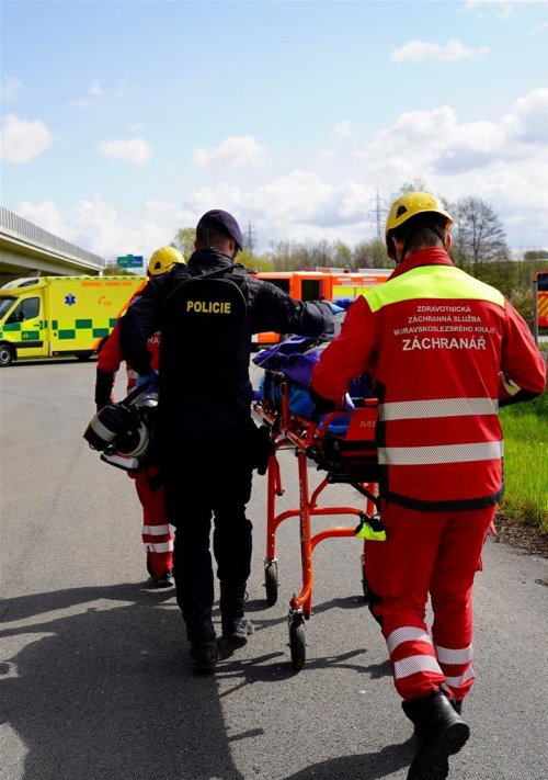Tři těžce zranění cyklisté v MSK během hodiny
