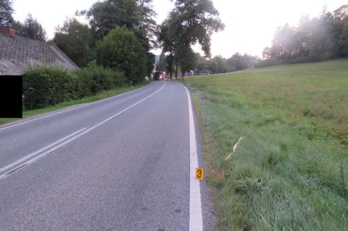 Tragická nehoda v Čisté u Horek. Jeden člověk zemřel, další zraněni